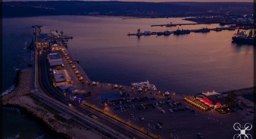 شقة فارنا  في Odessos المظهر الخارجي الصورة